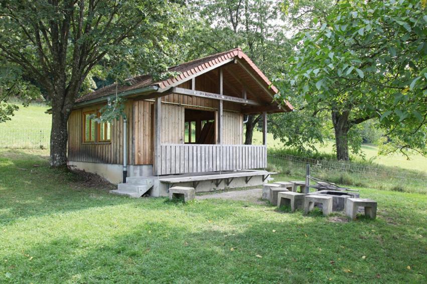 Hellmut-Wassmer-Jugendherberge Loerrach Екстер'єр фото