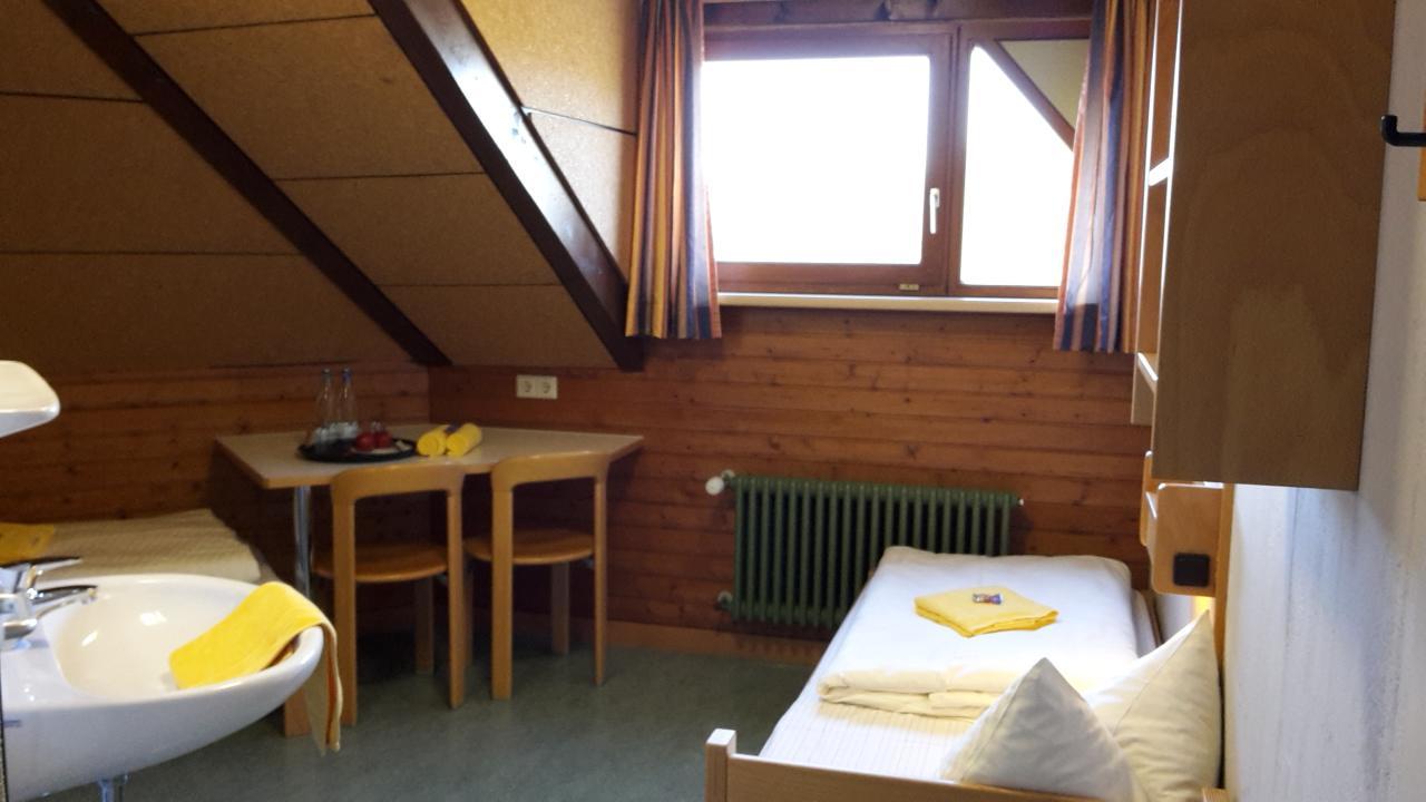 Hellmut-Wassmer-Jugendherberge Loerrach Екстер'єр фото